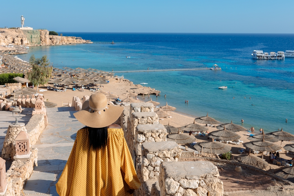Gli italiani amano viaggiare in Egitto: il mare di Sharm el Sheikh è una delle mete preferite