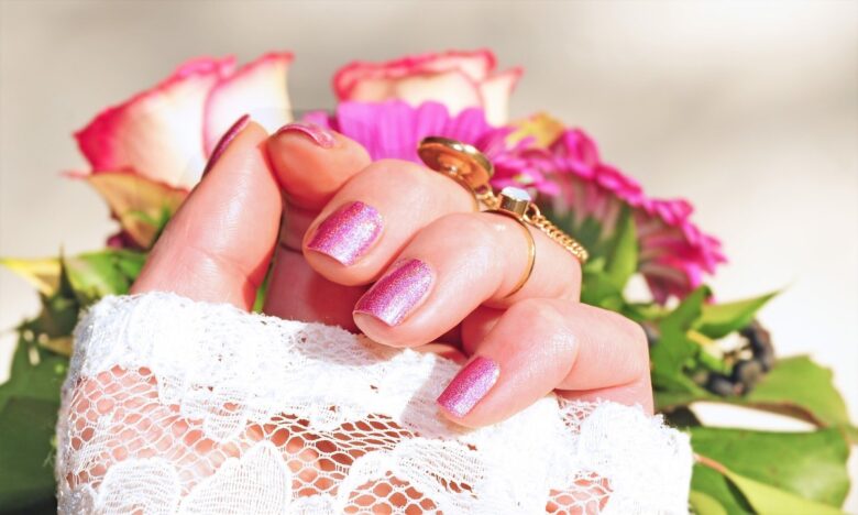 Unghie estate 2024, le nail art delle vip a cui ispirarsi