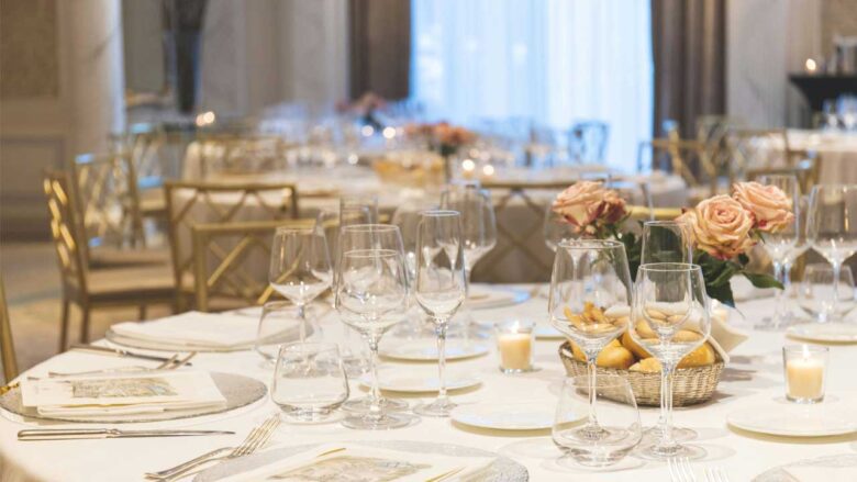 I migliori ristoranti con terrazza al mondo: lusso tra cucina e panorami mozzafiato