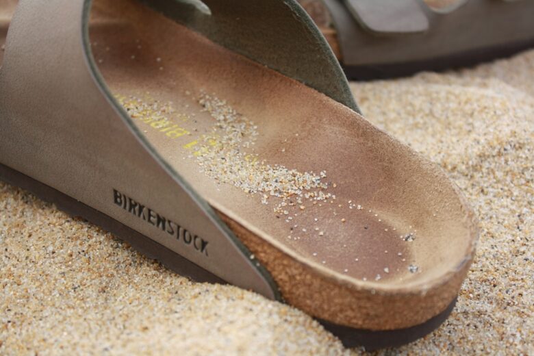 birkenstock sulla sabbia