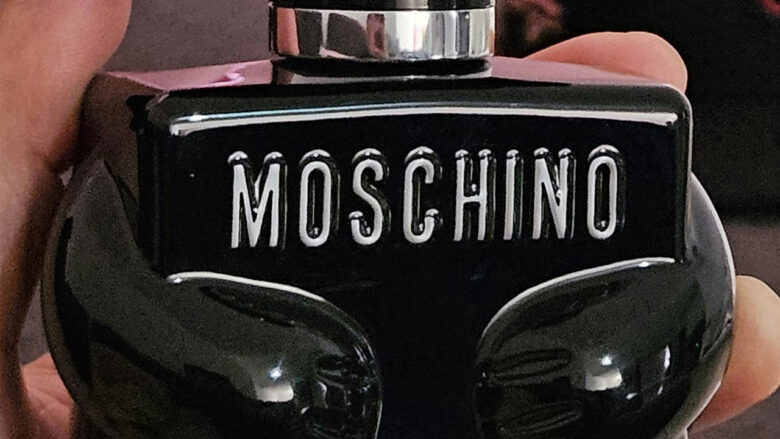 Come riconoscere una borsa Moschino originale da un falso