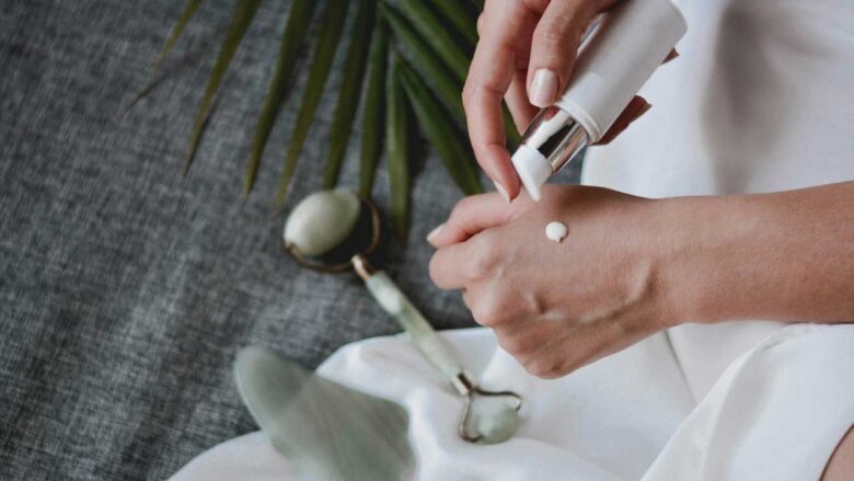 I migliori prodotti skincare di lusso con acido ialuronico
