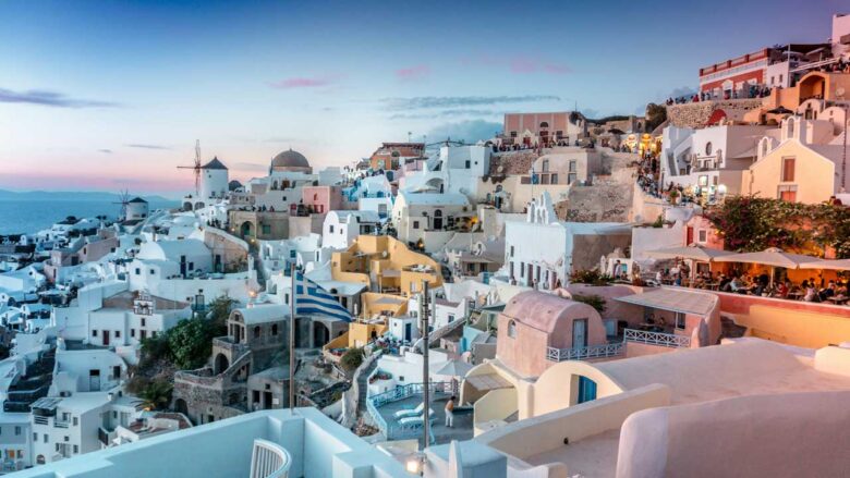 Viaggi di lusso in Grecia: le destinazioni più esclusive per un’estate da sogno
