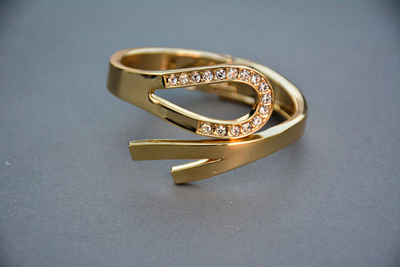 gioiello oro diamanti
