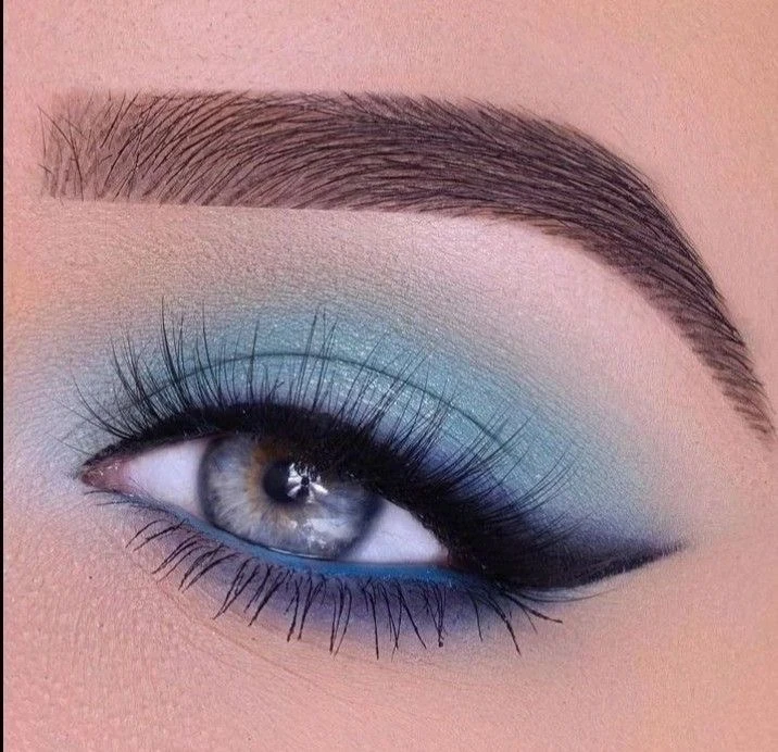 ombretto azzurro